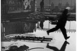 Henri Cartier-Bresson FRANCE. Paris. Place de l’Europe. Gare Saint Lazare. 1932 © Henri Cartier-Bresson /Magnum Photos