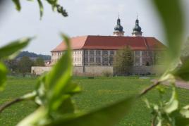 Das Kloster Speinshart im  Naturpark "Nördlicher Oberpfälzer  Wald".