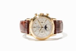 | Patek Philippe Ewiger Kalender, Ref. 3971, um 1989,  Verkauft für 77.850,00 €