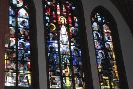 Fenster in der Matthäuskirche in Berlin-Steglitz © DSD/Schabe