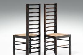 Charles Rennie Mackintosh HOCHLEHNER-LATTENSTÜHLE 1903 (Entwurf), 1903/05 (Ausführung) Alex Martin, Ausführung Eichenholz massiv, braun-grün gebeizt, Sitzfläche aus Binsengeflecht Bel Etage Kunsthandel GmbH