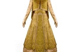 ￼Gold Traditional Bridal Dress 黄金嫁衣 (estimate: £500,000 – £700,000) to be offered in Gold: The Midas Touch Sale, 29 October at Sotheby’s London.