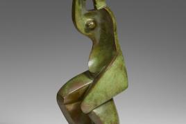 Nr. 393 186 Alexander Archipenko Green Concave (Woman combing her hair). 1913 Bronzeplastik, H 49 cm. Exemplar 2/6 Ergebnis: EUR 223.000,-