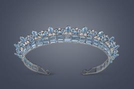 Cartier Art déco Aquamarin Diadem, Platin 950, Aquamarine zusammen ca. 70 ct., Diamanten zusammen ca. 4 ct., signiert Cartier London, Arbeit um 1930 - 35, Schätzwert € 34.000 - 70.000