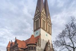 Ehemalige Glaubenskirche und heutige Kirche St. Antonius und St. Shenouda in Berlin-Lichtenberg © Claus Boeckh, DSD