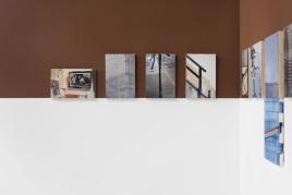 Juan Usle’s fourth solo exhibition at Galerie Thomas Schulte, Línea Dolca 2008 – 2018, Irrefrenable presents an extensive selection of...