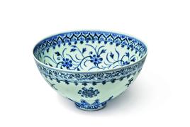 N10644, An Exceptional and Rare Blue and White 'Floral' Bowl