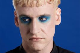 Elliott Mickleburgh, XX.XX.XX (Blue Screen Cosmetics Test for the Archangel Gabriel), 2019, courtesy the artist