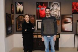 Kuratorin Birgit Johler, Künstler und Fotograf Simon Brugner, Foto: Universalmuseum Joanneum/J.J. Kucek