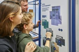 Die Wanderausstellung "Liebe oder Last? - Baustelle Denkmal" der Deutschen Stiftung Denkmalschutz kommt nach Hamburg * Foto: Roland Rossner/Deutsche Stiftung Denkmalschutz