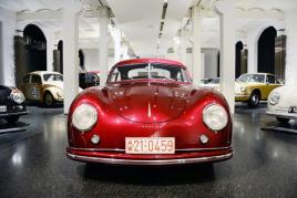 Porsche 356 5006 Zwischenstopp