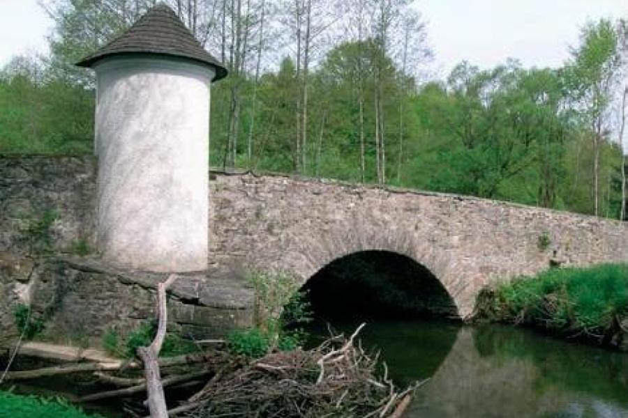 Blick auf die Steinerne Brücke bei Röhrnbach im Bayerischen Wald © bayerischer-wald.de