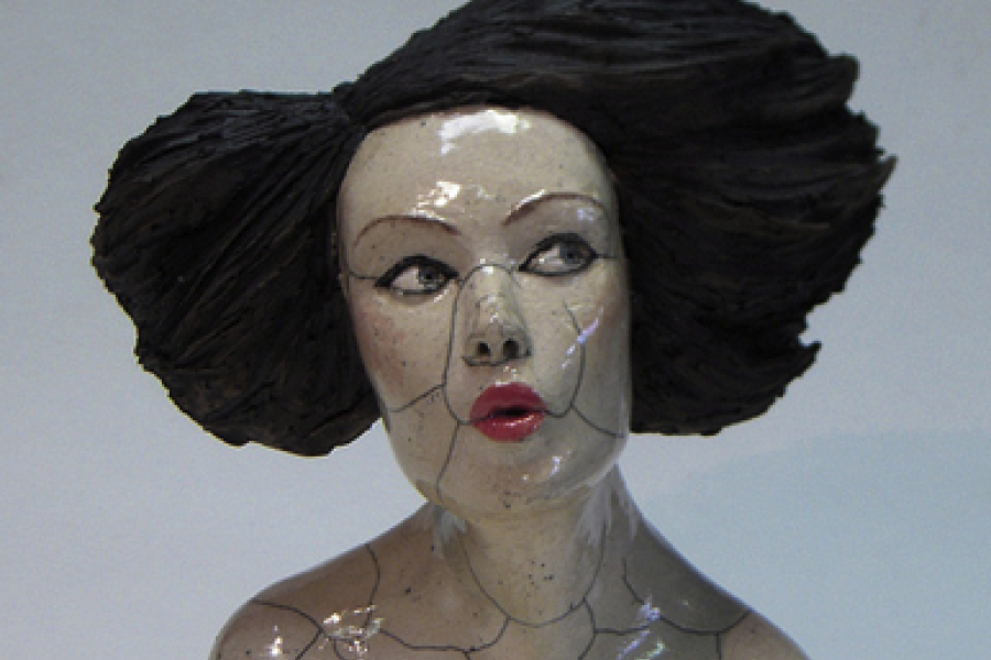 Melanie Bourget | Woman | Ceramic | Art Platinum