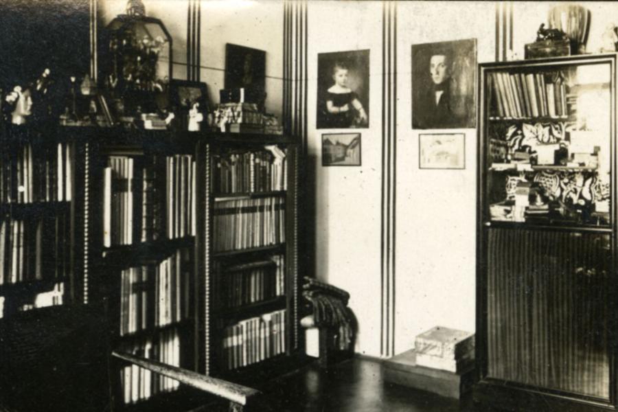 Wien IV., Margaretenstraße 5, 1912–1914  Bibliothek der Wohnung Josef Hoffmanns Foto: unbekannt © Gemeinde Brtnice