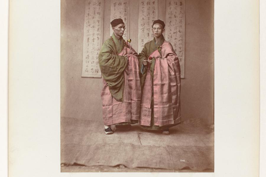 Portrait of Monks, Baron von Stillfried, ca. 1875 Rijksmuseum Amsterdam