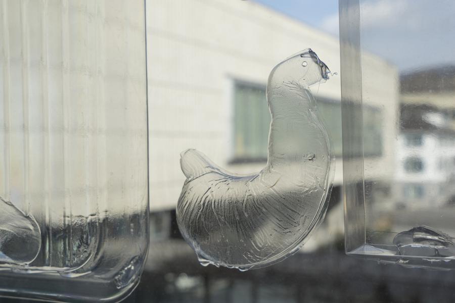 Pipilotti Rist, Die Unschuldige Sammlung, 1985 - ca. 2032 (Work in Progress) Installation mit unterschiedlichen unbedruckten Verpackungsmaterialien Ausstellungsansicht Kunsthaus Zürich, 2016 Foto: Lena Huber, Courtesy the artist, Hauser & Wirth and Luhring Augustine