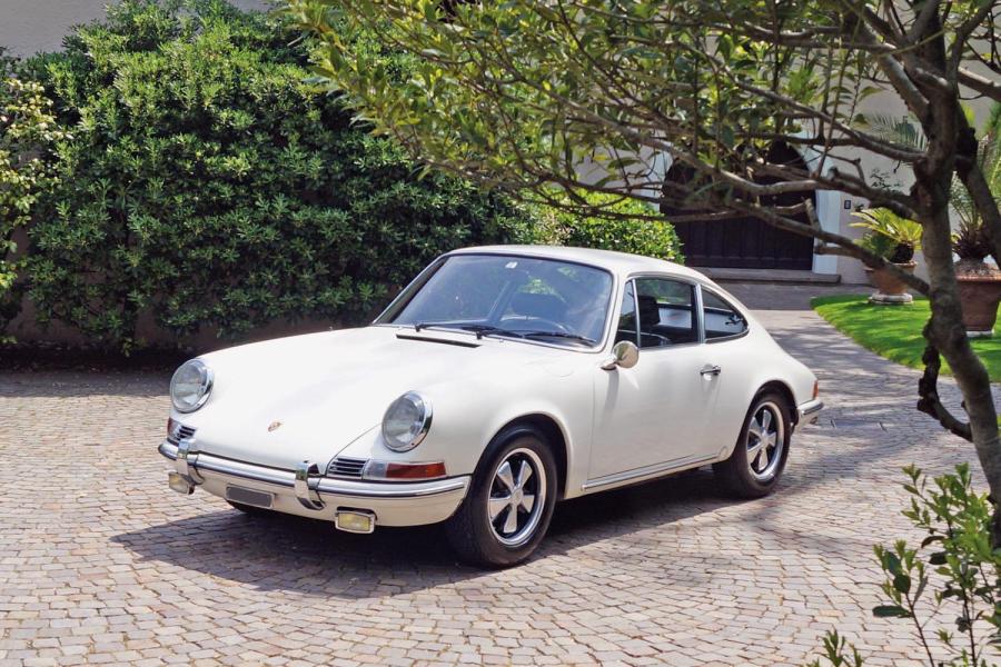 Nr. 438 1970 Porsche 911 T 2.2  erzielter Preis € 112.700