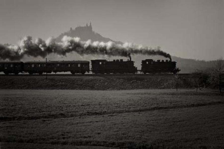 Dampfloks vor der Burg Hohenzollern bei Hechingen, 1974: Foto: Thomas Pflaum