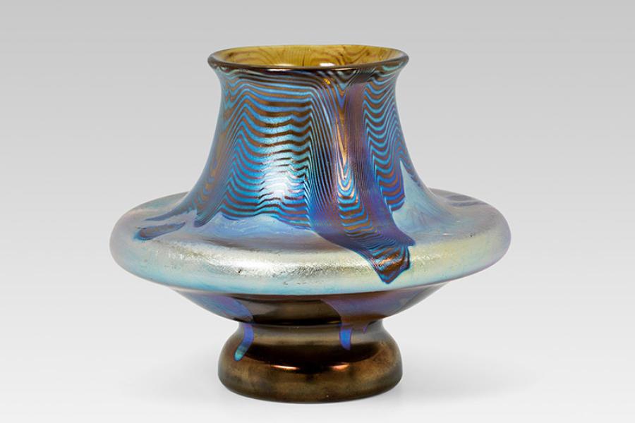 Franz Hofstötter Vase, Johann Lötz Witwe, Klostermühle, 1899 H. 17,3 cm Schätzpreis: 10.000 – 20.000 €