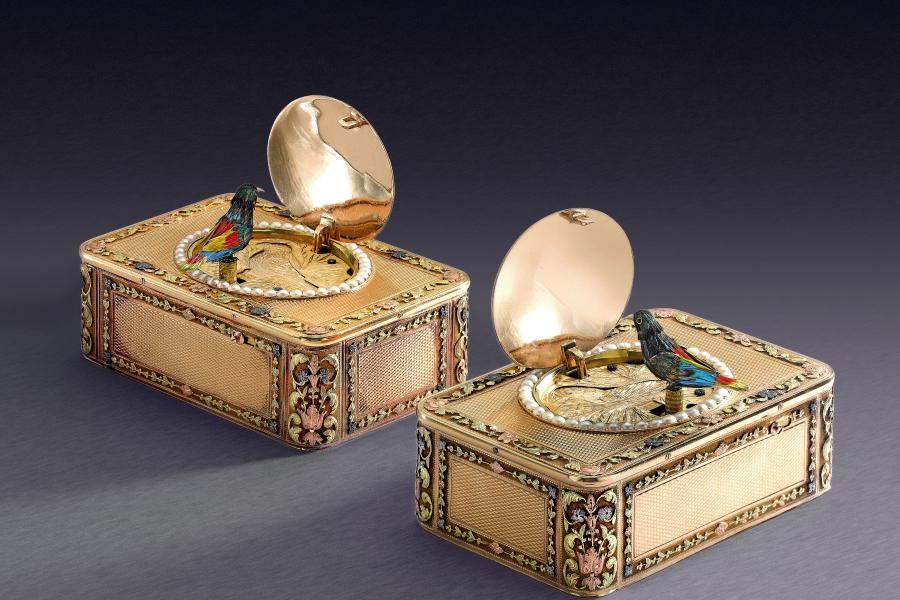 Lot 134 Frères Rochat An Impressive And Rare Consecutively Numbered Pair Of Four-Color Gold And Pearl Singing Bird Snuff Boxes For The Chinese Market Circa 1820 Estimate $300/500,000 Sold for $519,000