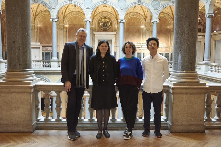 Jury, MAK-Schindler-Stipendien 2019/20 (v. l. n. r.):  Christoph Thun-Hohenstein (Generaldirektor und wissenschaftlicher Geschäftsführer, MAK), Lolita Jablonskienė (Juryvorsitzende, Chefkuratorin, National Gallery of Art, Vilnius, Litauen), Angelika Fitz (Direktorin, Architekturzentrum Wien) und Jun Yang (Künstler, Wien, Taipei/Taiwan und Yokohama/Japan). © MAK/Georg Mayer