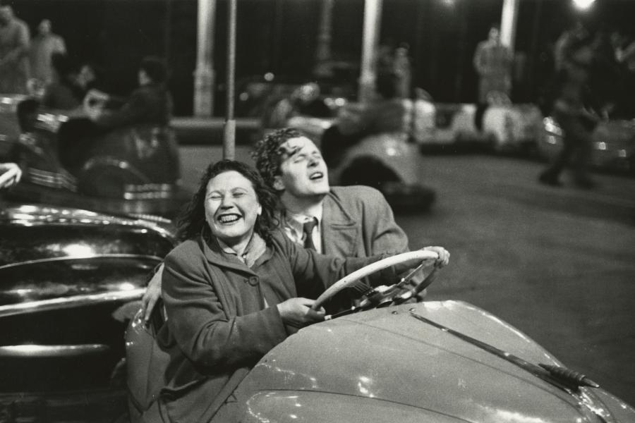 Paris, 1952 © Robert Frank . Courtesy Sammlung der Fotostif- tung Schweiz, Winterthur