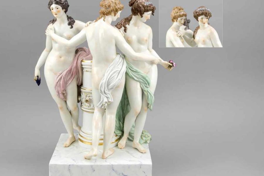 Drei Grazien, Meissen, Marke nach 1934, 1. W., Modellnr. 73465 (nach 1973), Entwurf Christian Gottfried Jüchtzner im Jahr 1784-85 Mindestpreis:	5.000 EUR