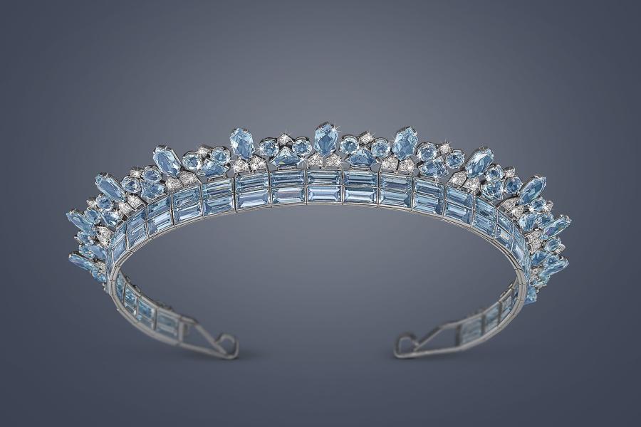 Cartier Art déco Aquamarin Diadem, Platin 950, Aquamarine zusammen ca. 70 ct., Diamanten zusammen ca. 4 ct., signiert Cartier London, Arbeit um 1930 - 35, erzielter Preis € 582.800