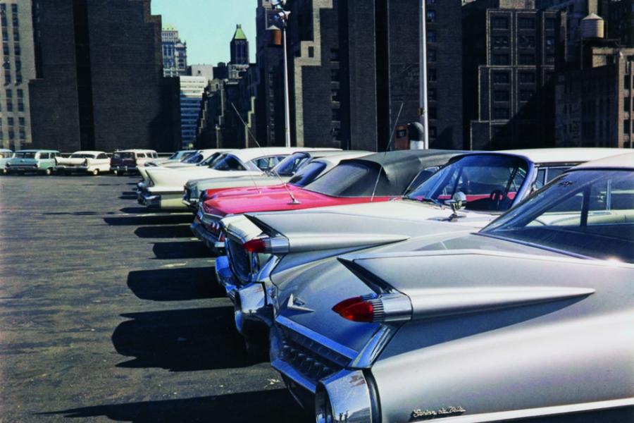 Evelyn Hofer, Car Park, New York, 1965 © Estate Evelyn Hofer, courtesy Galerie m, Bochum