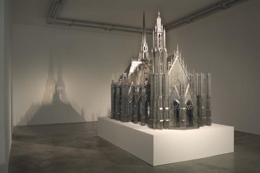 Wim Delvoye (1965)  Chapelle | 2007 | Mixed Media | 325 x 305 x 180 cm Taxe: 180.000 – 240.000 €