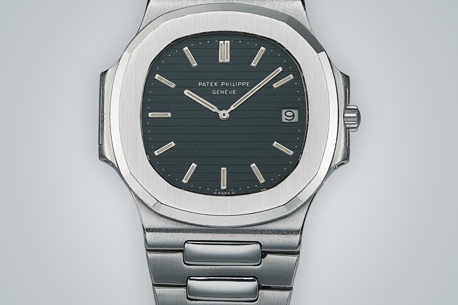 Patek Philippe Nautilus "Jumbo" Referenz 3700/1, um 1977, absolute Uhrenrarität, Edelstahl-Gehäuse, Design Gérald Genta, erzielter Preis € 128.000