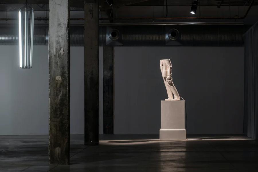 Ausstellung – Martine Feipel & Jean Bechameil · Niels Ackermann & Sébastien Gobert © MARTIN ARGYROGLO