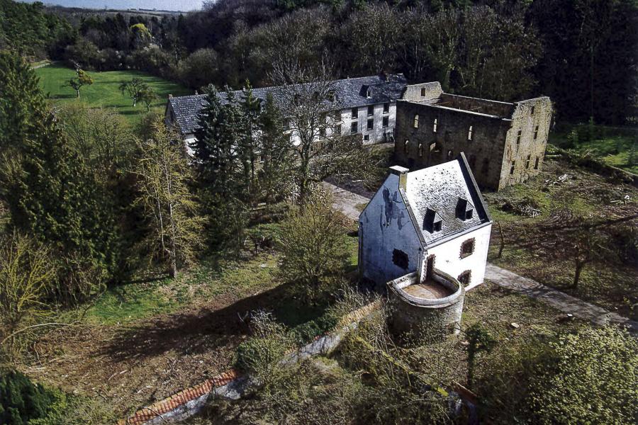 Burg Gödersheim in Nideggen * Kristin Dohmen/ Pulheim-Brauweiler