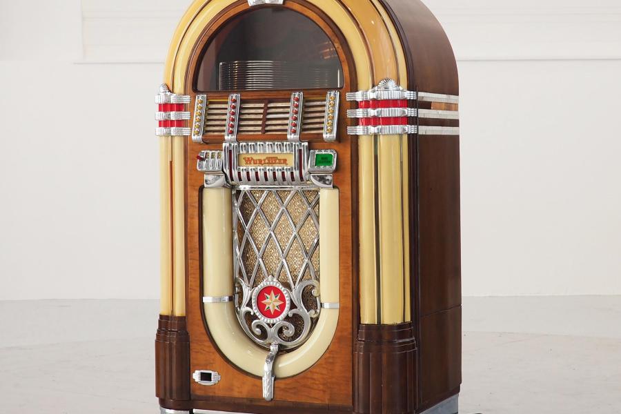 Nr 2: 1946 Wurlitzer 1015 „Bubbler“, Startpreis € 1.000