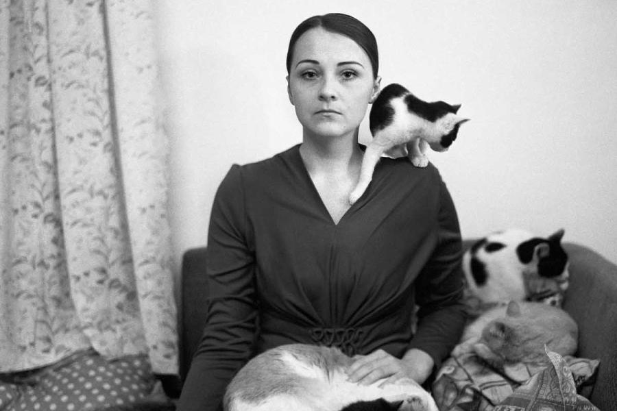 Zuzana Pustaiova – INTERLUDE Selfportrait with Cats