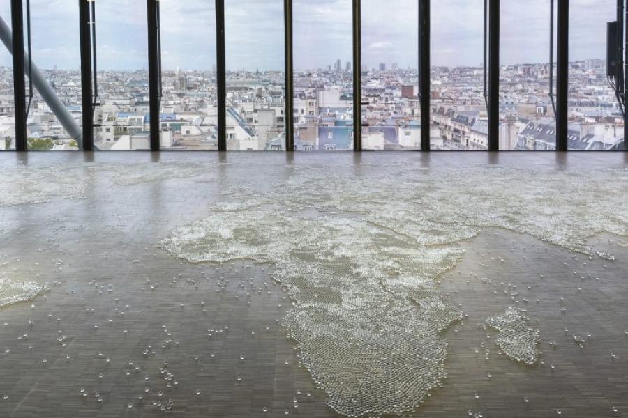 Mona Hatoum, Map (clear), 2015 © die Künstlerin, Courtesy Galerie Chantal Crousel, Paris, Foto: Florian Kleinefenn