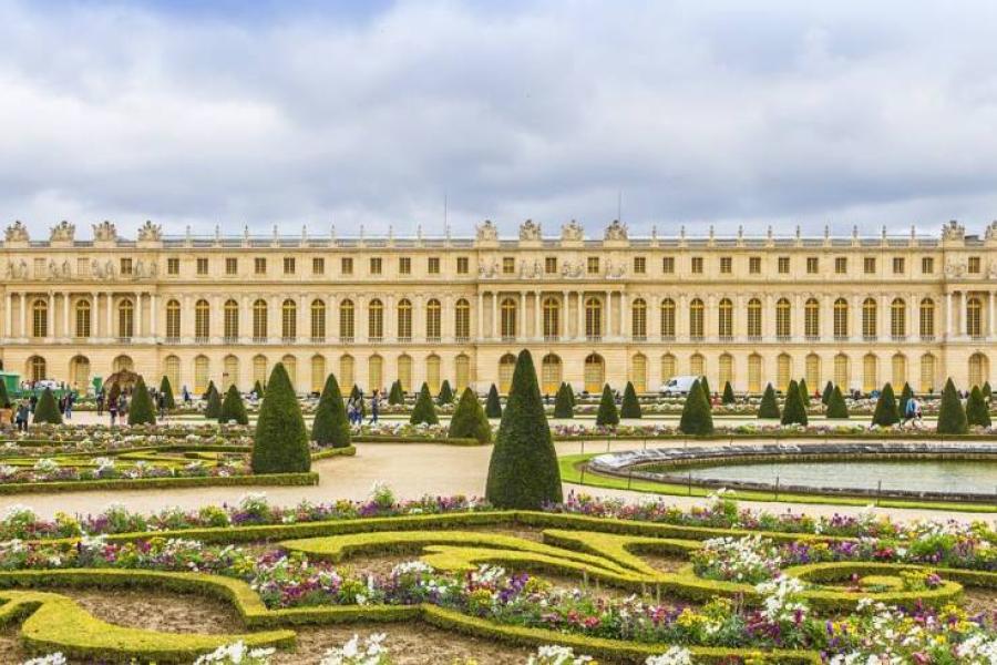 © Kiev.Victor/ shutterstock.com  —  Das Schloss Versailles