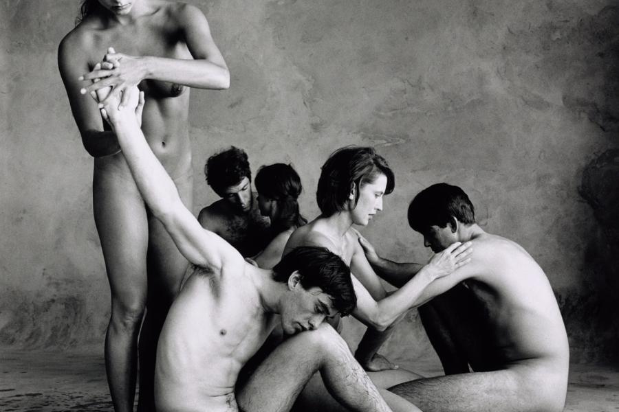 Irving PennThe Bath (K) (Dancers Workshop of SanFrancisco), San Francisco, 1967Gelatin silver print, print made 1995Image 38,9 x 39,1 cm (15,31 x 15,37 in)Paper 50,3 x 40,6 cm (19,8 x 15,98 in)(IRP 1132)