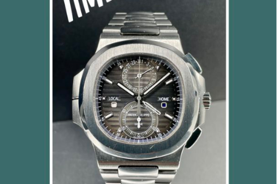 Patek Philippe Nautilus Travel Time Referenz 5990/1A-001 vor, im 40,5 mm Edelstahlgehäuse mit Chronographen- und Zeitzonenfunktion