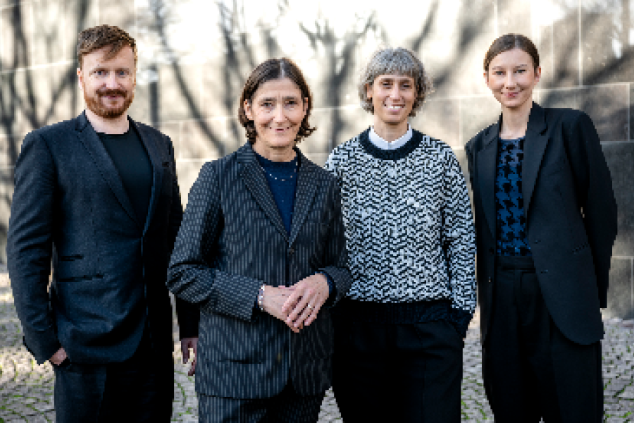 v.l.n.r. Kolja Reichert, Prof. Dr. Susanne Gaensheimer, Patrizia Dander und Dr. Vivien Trommer © Kunstsammlung Nordrhein-Westfalen, Düsseldorf 2023. Foto: Andreas Endermann