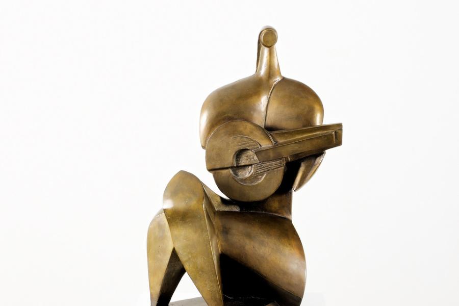 Wander Bertoni, 1925-2019 „Mandolinenspielerin III“ Bronze patiniert, Höhe 56 cm, Entwurf 1948, Auflage 7 Stk. Foto © galerie artziwna gmbh