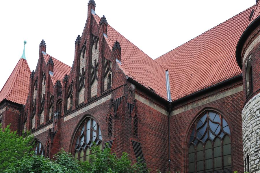 Ehemalige Glaubenskirche in Berlin-Lichtenberg * Foto: Joachim Liebe