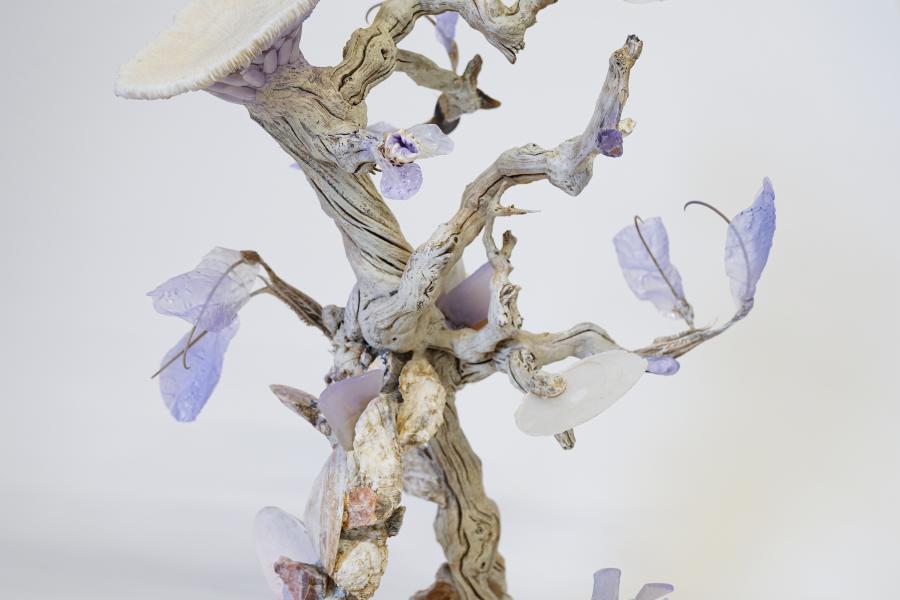 Shuyi Cao Every name carries a deity (moon catcher), 2023 rocks, minerals, driftwood, oyster and clam shells, seashell fragments, fish scale, fishbone, synthetic nails, glass, barnacles, recycled plasetic, resin, metal, acrylic paint 51 x 51 x 72 cm (20,08 x 20,08 x 28,35 in) (SHC 1003)  (c) Shuyi Cao