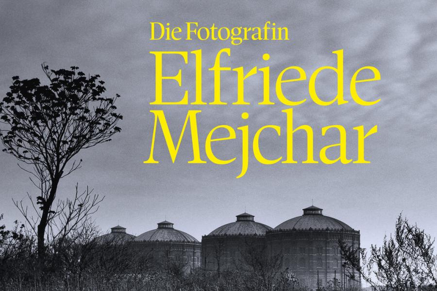 Plakat zur Ausstellung Im Alleingang. Die Fotografin Elfriede Mejchar | Grafik: Studio Kehrer