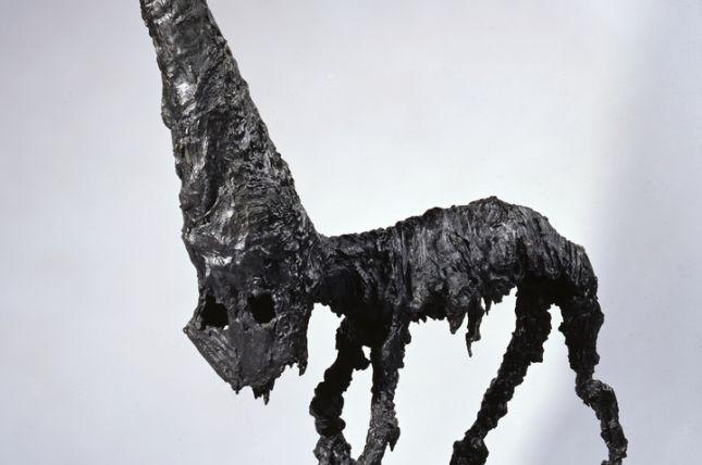 Boc encopironat (Ziege mit Hut), 2006, Bronze, 200 x 170 x 60 cm, Sammlung Bischofberger, Schweiz © Courtesy Miquel Barceló