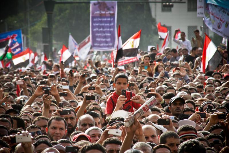 Demonstranten während einer Rede auf dem Tahrir-Platz, Kairo, 8. April 2011, Foto: Mosa’ab Elshamy