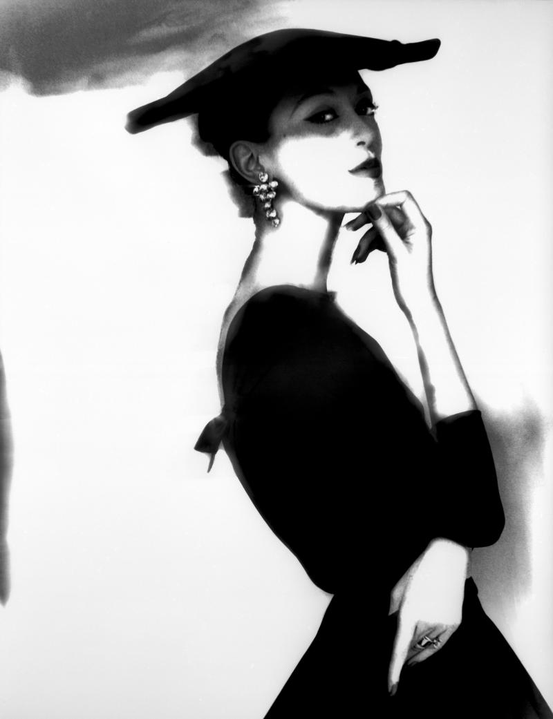 Barbara Mullen, New York, ca. 1958, neu interpretiert 1994 © Estate Lillian Bassman