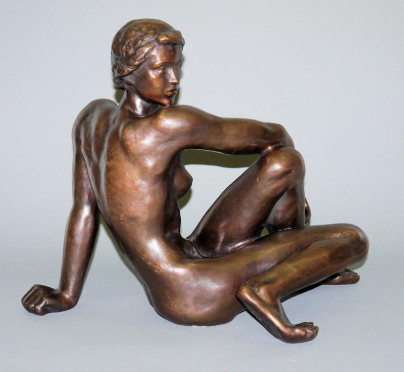 Los 1207: Fritz Klimsch, Bronzeplastik Kleine Schauende, Entw. 1936, hier: Ausschnitt (Startpreis: 4800 €)