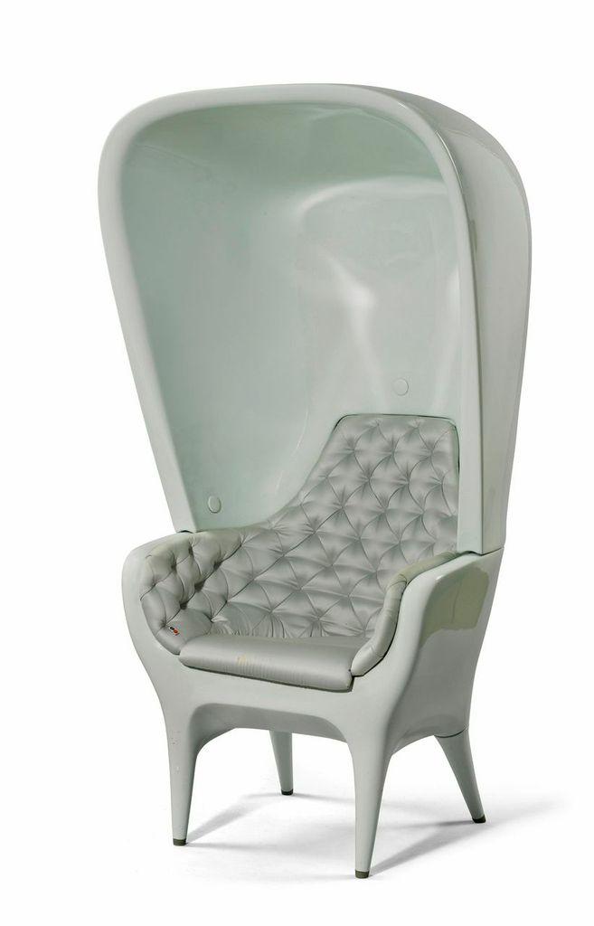 JAIME HAYTON Fauteuil "Showtime Indoor". Entwurf 2006 für Barcelona Design. CHF 3 000 / 5 000