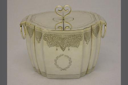 George III biscuit barrel  Sterling Silber, London 1801, MZ: Stephen Adams, Anbieter: www.kunsthaus-kende.de